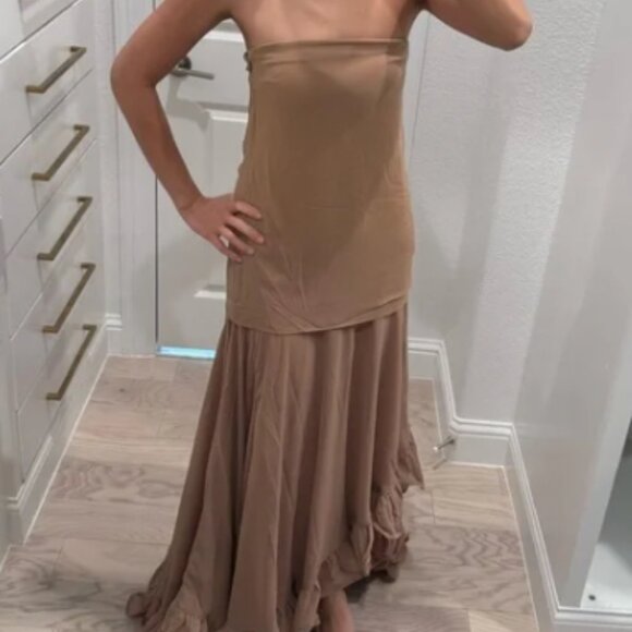 H&M Voluminous Bandeau Dress - Picture 8 of 9